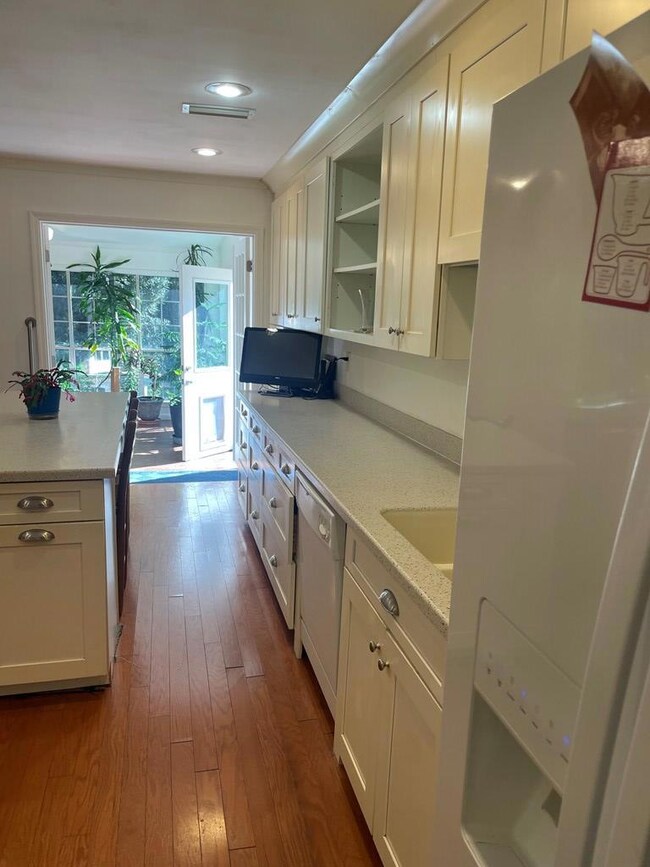 1602 Twin Lakes Dr, Bainbridge, GA 39819 - photo 6