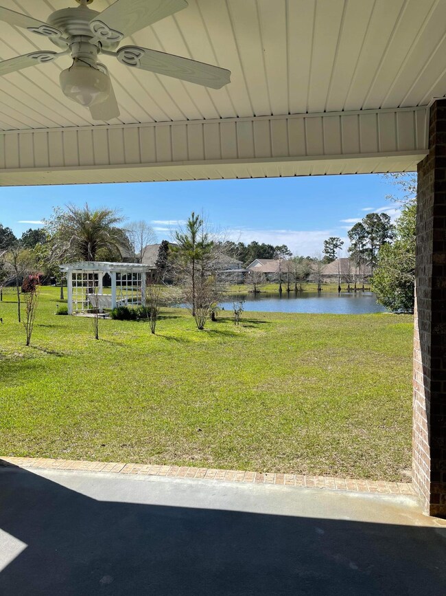 86195E14-8FEC-4C08-995F-73C6856874C3