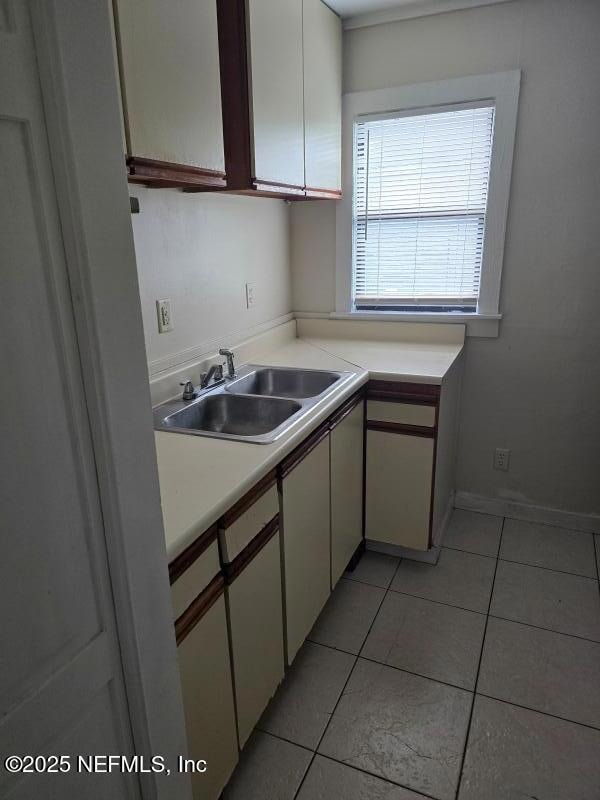 560 Broward St, Jacksonville, FL 32204 - photo 4