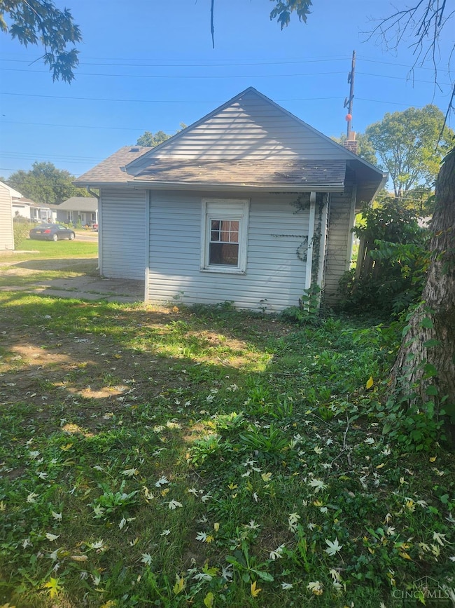 2208 Highland St, Middletown, OH 45044 - photo 3