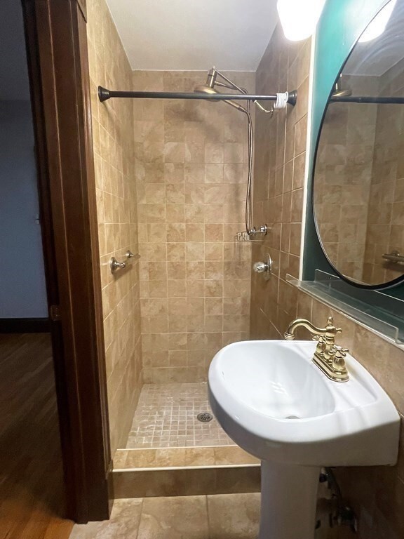 41 Walnut St unit 2, Somerville, MA 02143 - photo 5