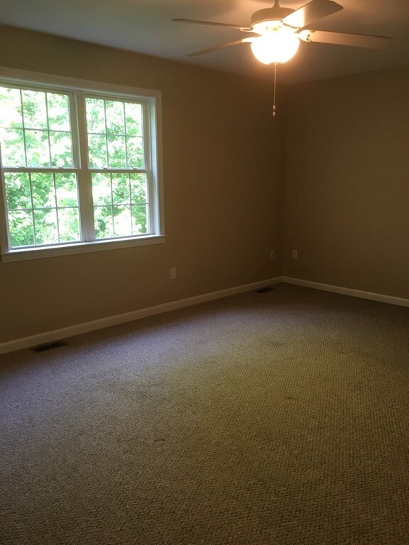 23 3rd St unit E, Webster, MA 01570 - photo 7