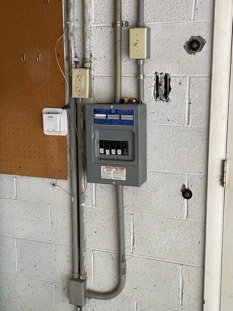 797 Demorest Rd, Columbus, OH 43204 - photo 6