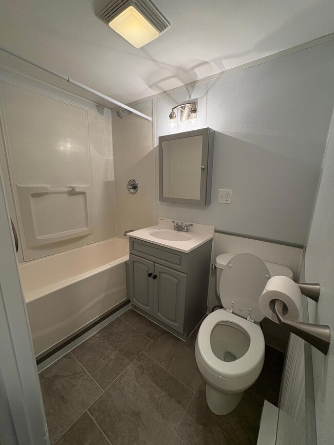 219 Joy Glen unit 101, Effort, PA 18330 - photo 4