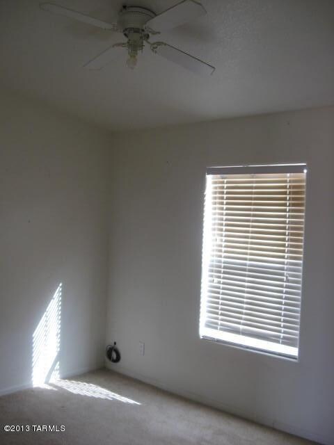 bedroom1 (2)