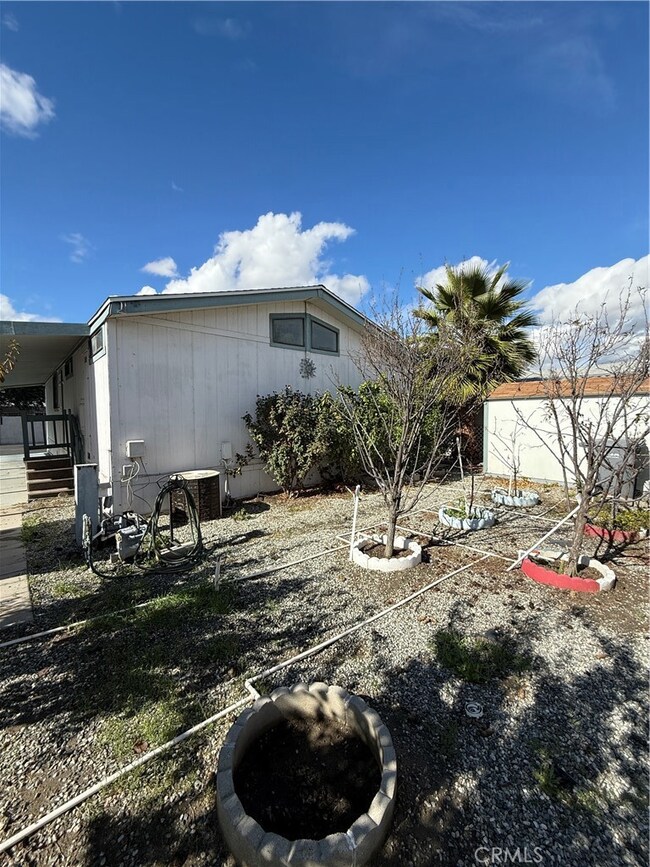 530 W Devonshire Ave unit 36, Hemet, CA 92543 - photo 6