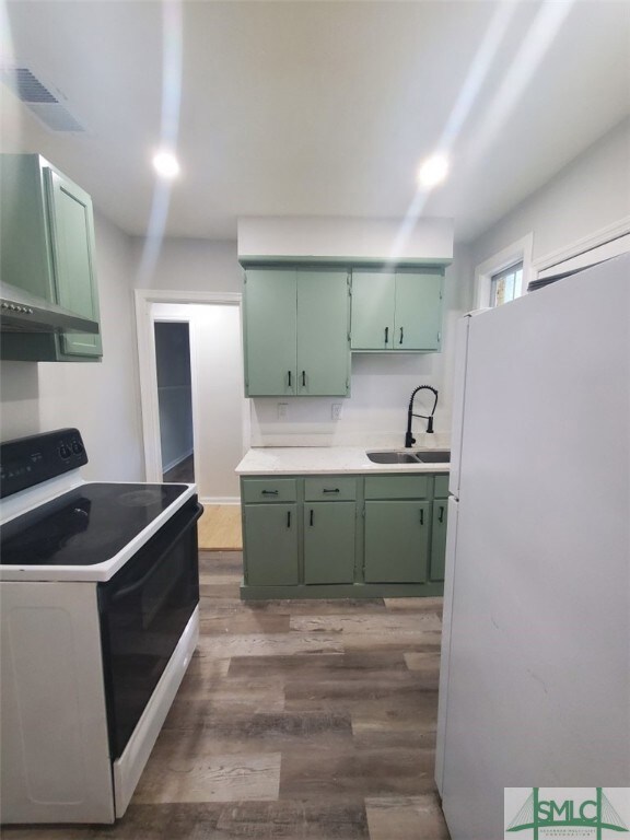 1320 E 53rd St, Savannah, GA 31404 - photo 3