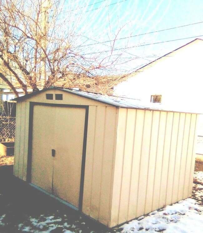 106 Pueblo Rd, Carpentersville, IL 60110 - photo 6