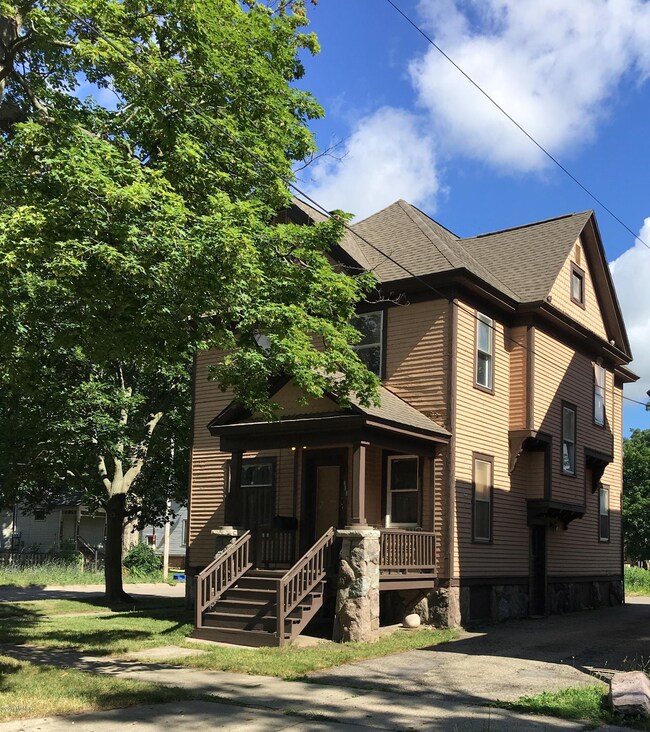 Front 1