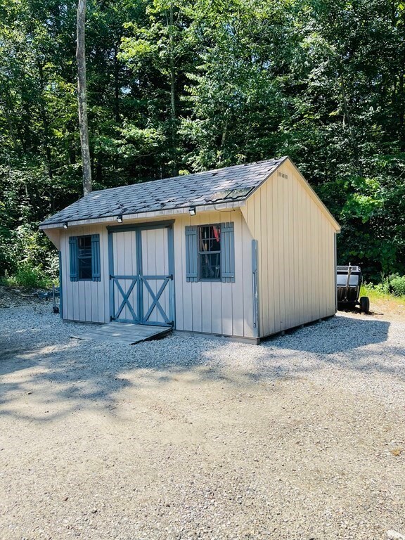 74 Ledgestone Rd, Douglas, MA 01516 - photo 6