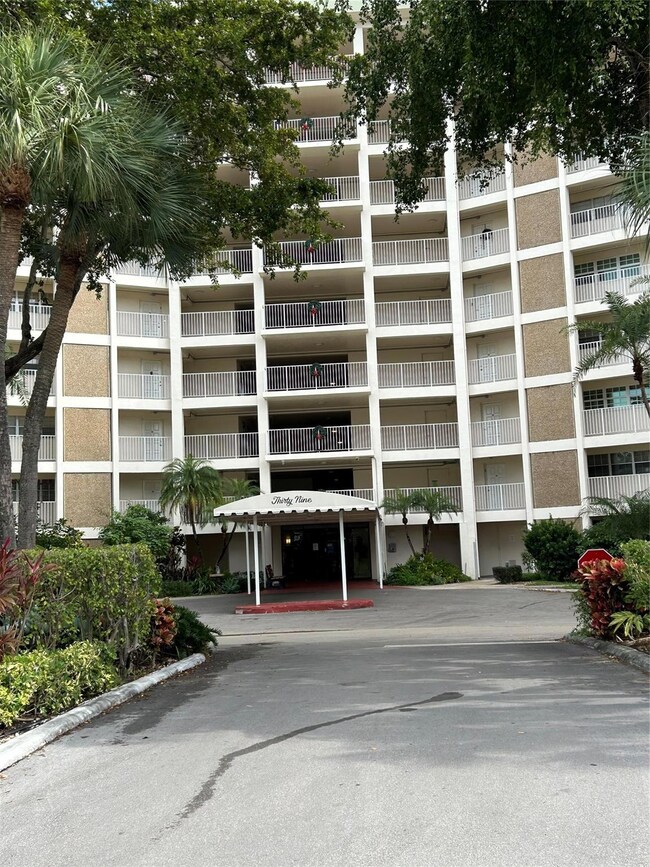 Palm-Aire unit 507, Pompano Beach, FL 33069 - photo 2