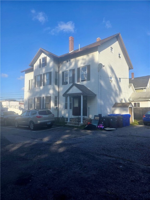 105 Central Ave unit 3, Pawtucket, RI 02860 - photo 2