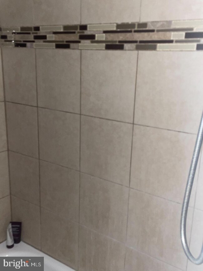 1109 Adeline Way, Capitol Heights, MD 20743 - photo 7