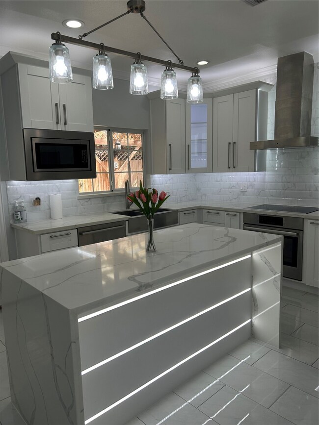 Another view of the kitchen.