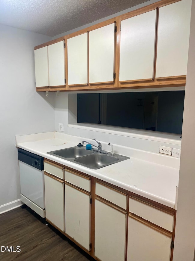 303 Smith Level Rd unit C12, Chapel Hill, NC 27516 - photo 4