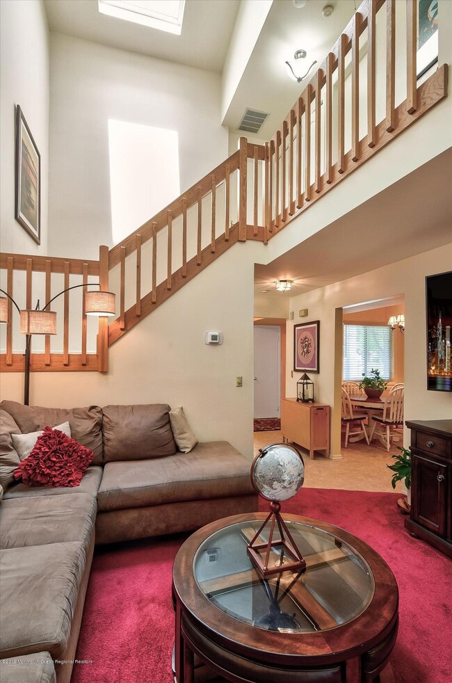 07-Living Room