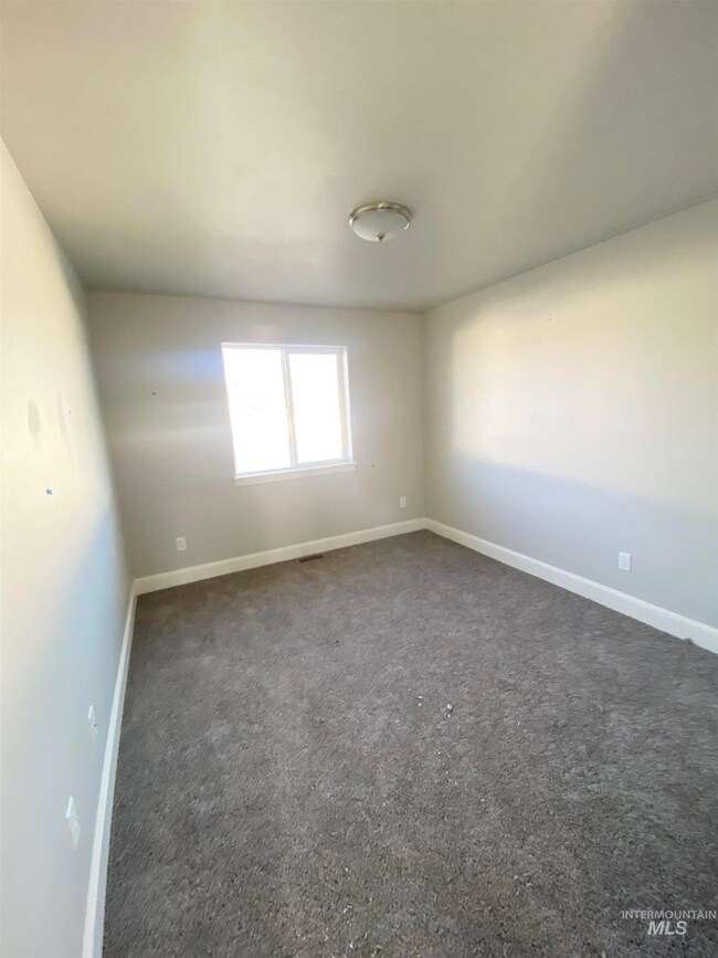 2413 Great Basin Way, Burley, ID 83318 - photo 6