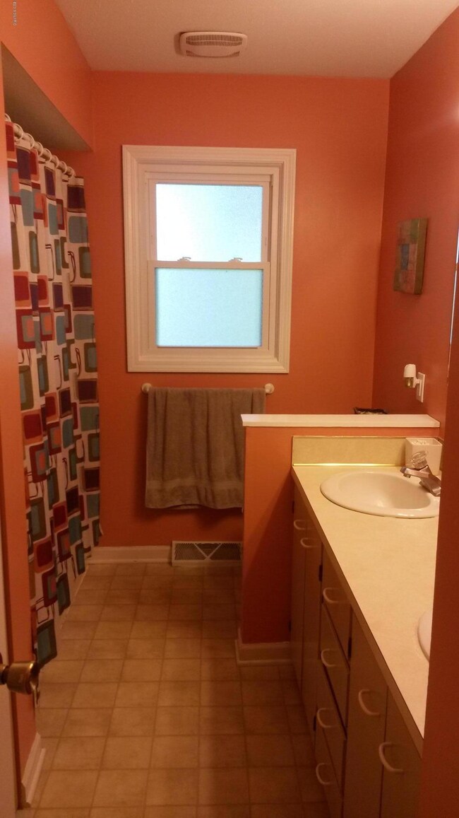 1112 Janice St, Wayland, MI 49348 - photo 7