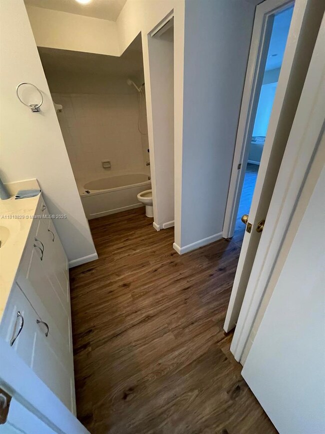 4791 Via Palm Lakes unit 1708, West Palm Beach, FL 33417 - photo 3