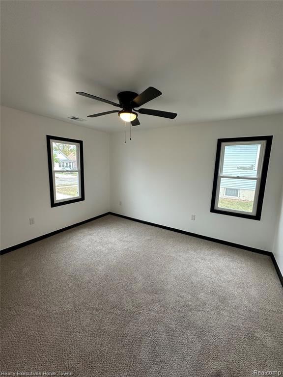 2702 Vanness St, Port Huron, MI 48060 - photo 5