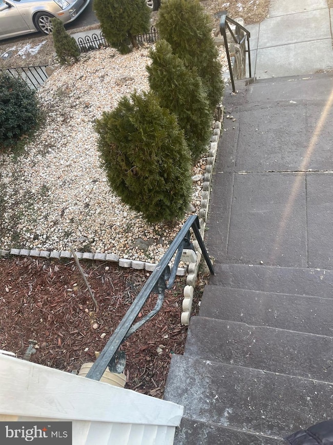1278 Oates St NE, Washington, DC 20002 - photo 4