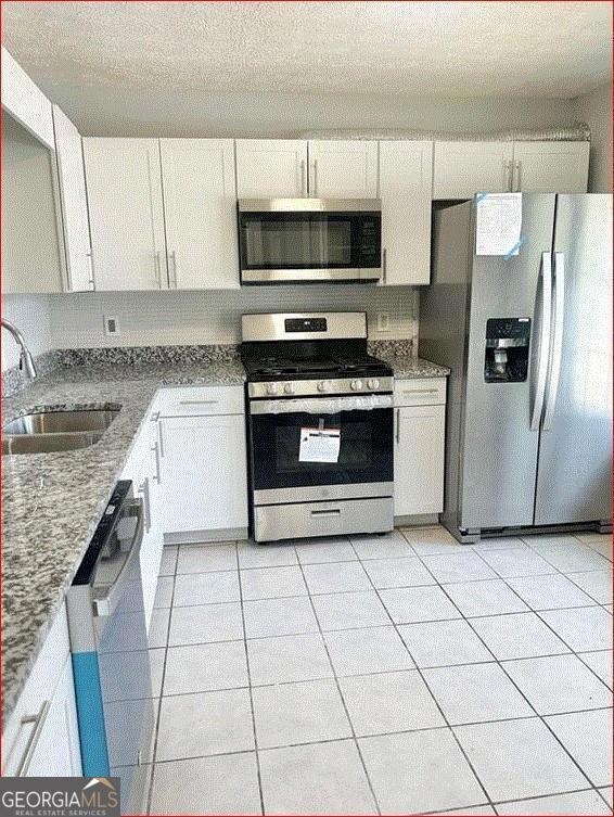 1021 Thornwoode Ln, Stone Mountain, GA 30083 - photo 4