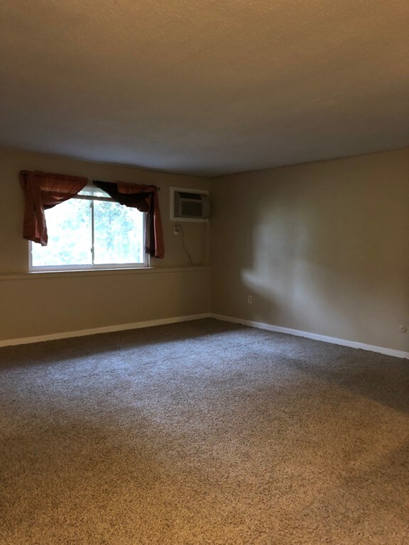 440 North Ave unit 123, Haverhill, MA 01830 - photo 5