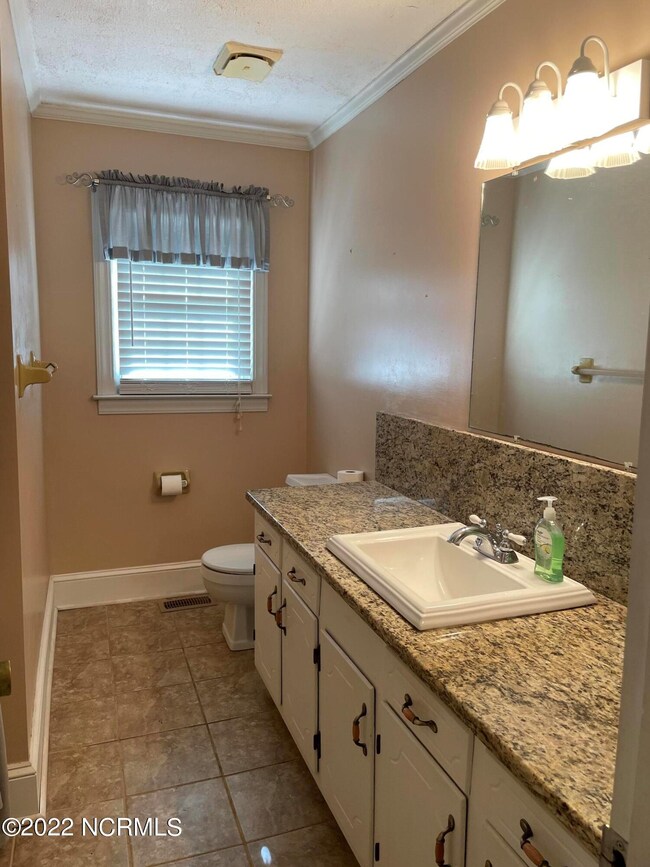 2477 Cannon Rd, Winterville, NC 28590 - photo 6