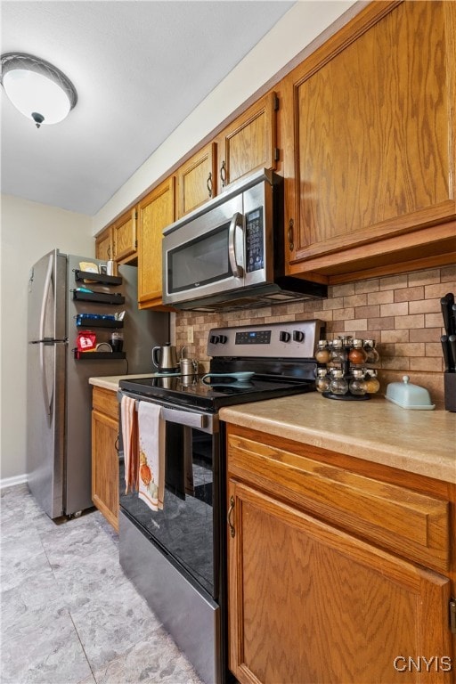 8253 Beehive Cir, Liverpool, NY 13090 - photo 6