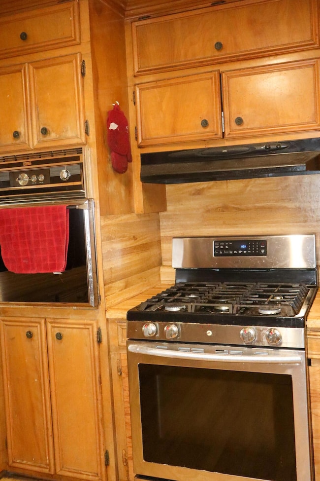 236 Polk Creek Rd, Sumrall, MS 39482 - photo 3