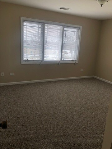 1711 Dekalb Ave unit A, Sycamore, IL 60178 - photo 7