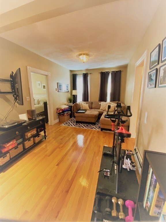 189 L St unit 1, Boston, MA 02127 - photo 3