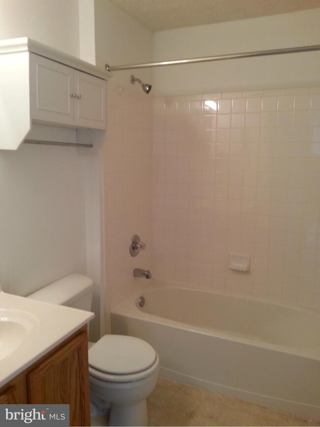 1713 Barnett Ct unit 7, Severn, MD 21144 - photo 6