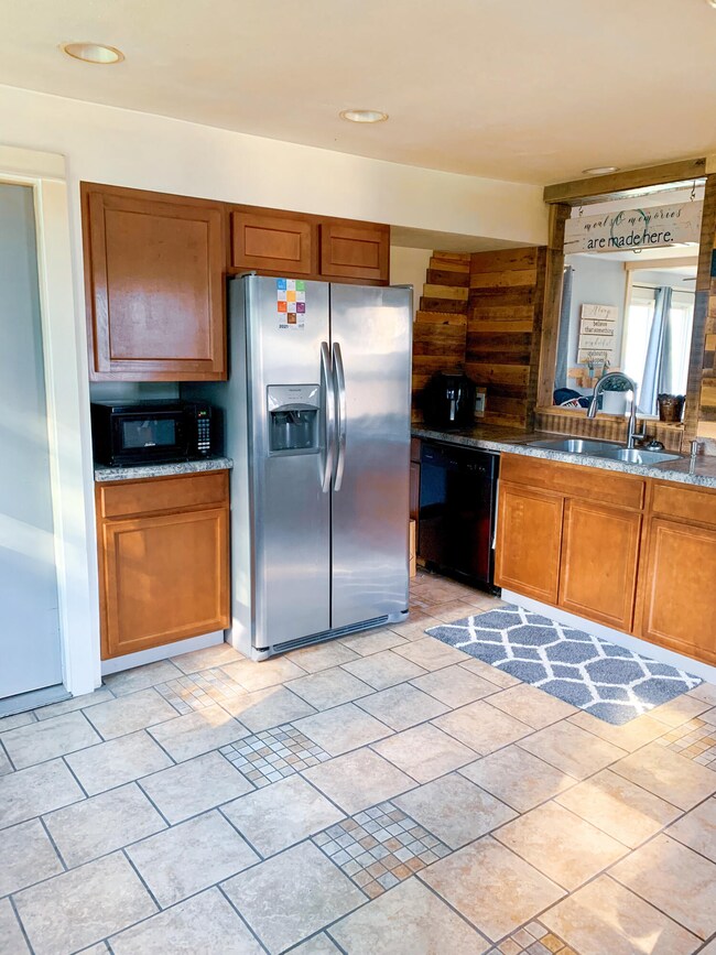 1311 Fridge