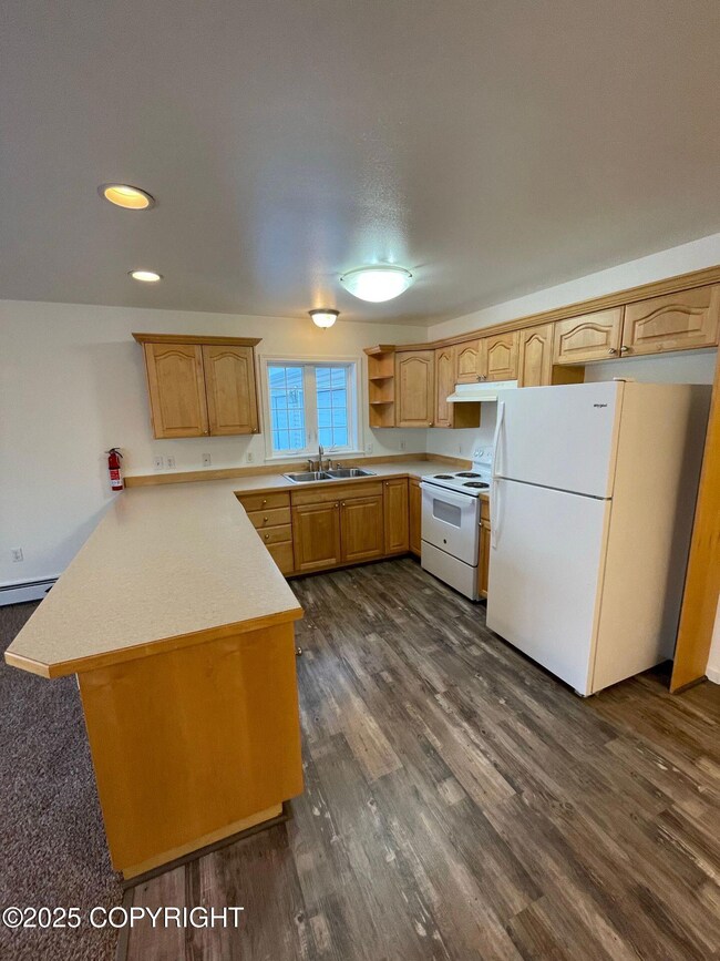 8114 W Donna Marie Ln unit 1, Wasilla, AK 99623 - photo 3