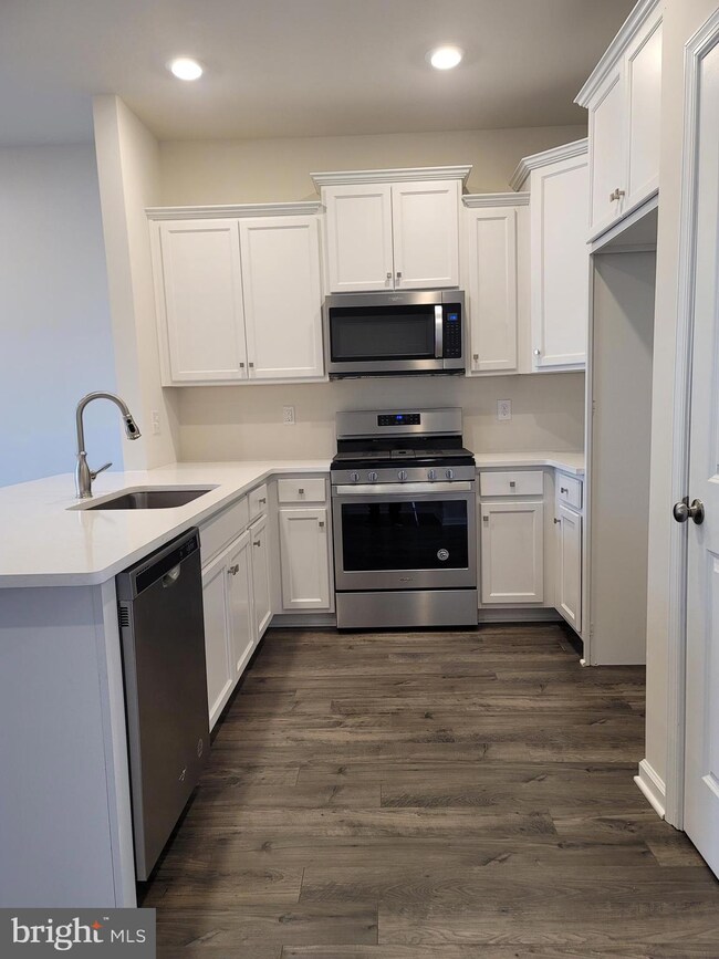 92 Peregrine Way, Burlington, NJ 08016 - photo 6