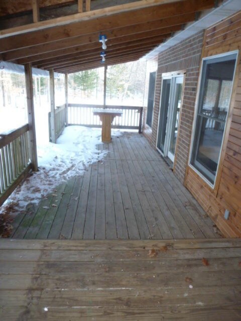 2-Covered Porch.JPG