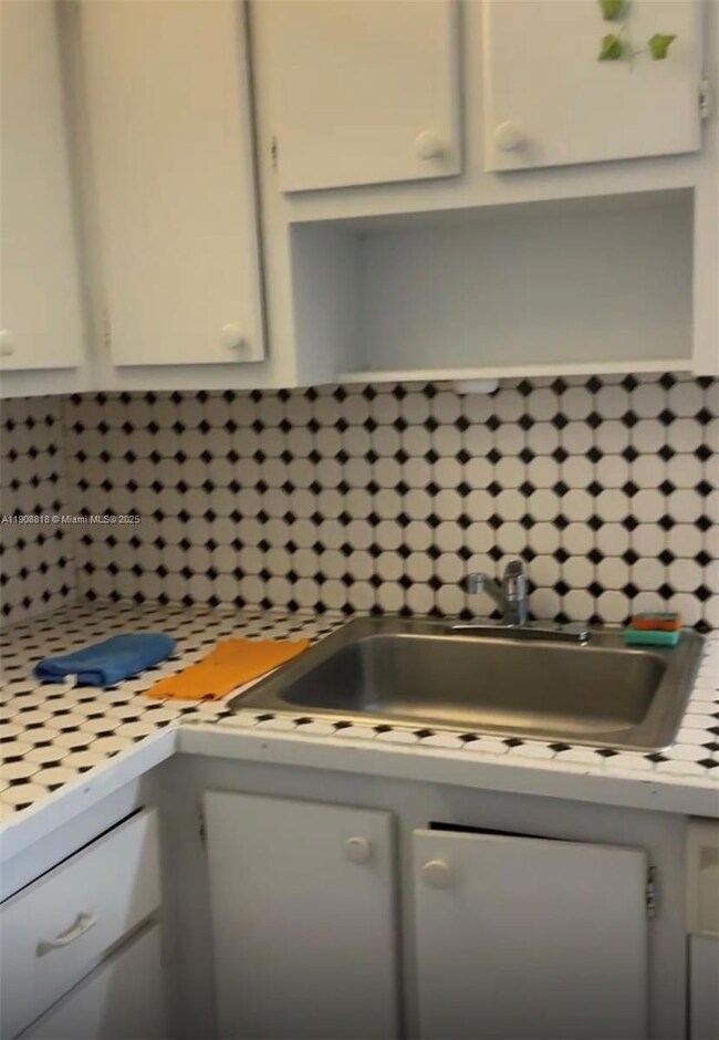 16851 NE 23rd Ave unit A519, North Miami Beach, FL 33160 - photo 2