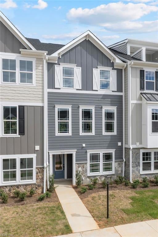 111 Bracewell Ln, Yorktown, VA 23692 - photo 3