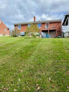 1030 Ridgecrest backyard