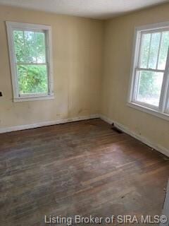 2016 McDonald Ave, New Albany, IN 47150 - photo 2