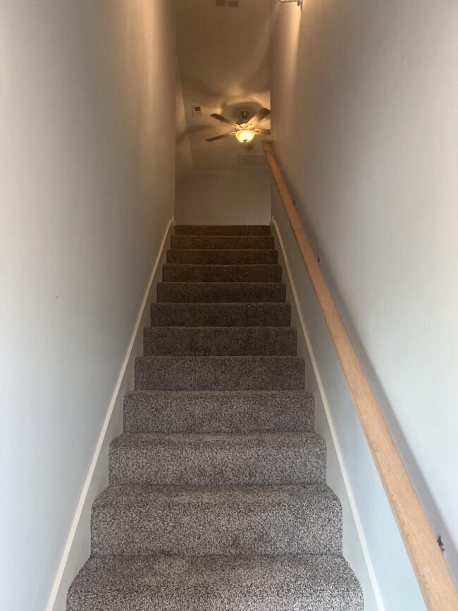 209 Meadowbrook Dr, Shelbyville, TN 37160 - photo 5