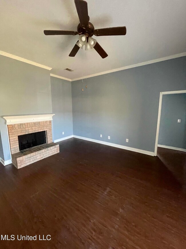 2171 Meagan Dr, Byram, MS 39272 - photo 2