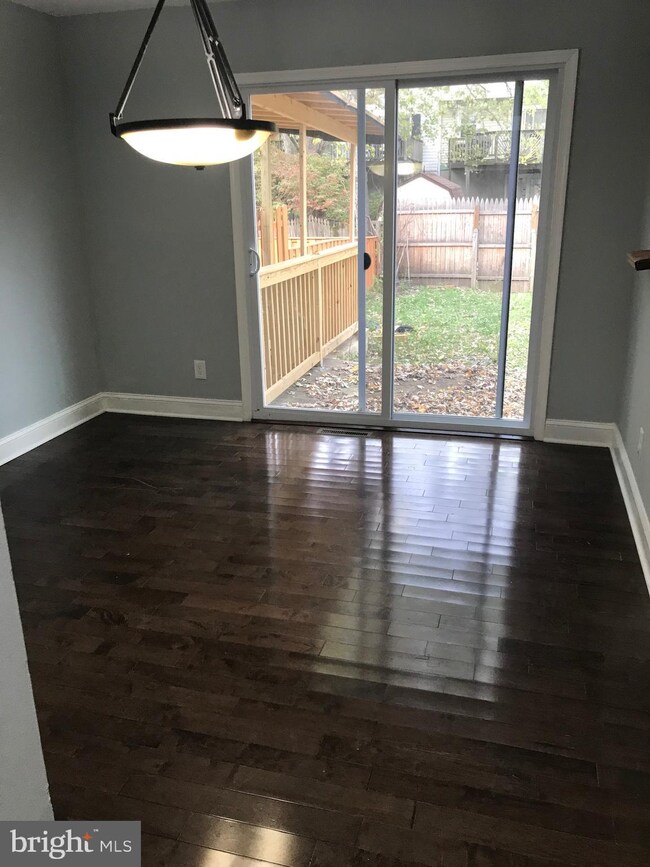 1516 Harford Square Dr, Edgewood, MD 21040 - photo 4