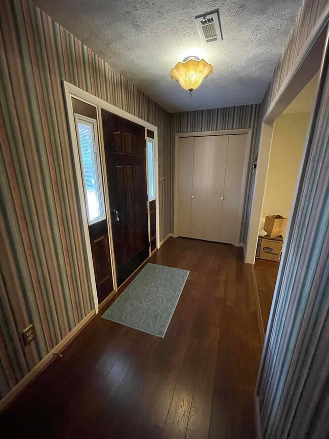 Entry way
