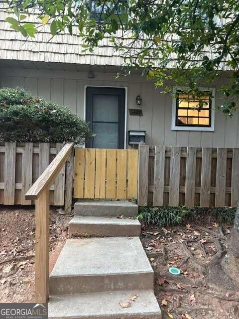 New Gate/Private Entry