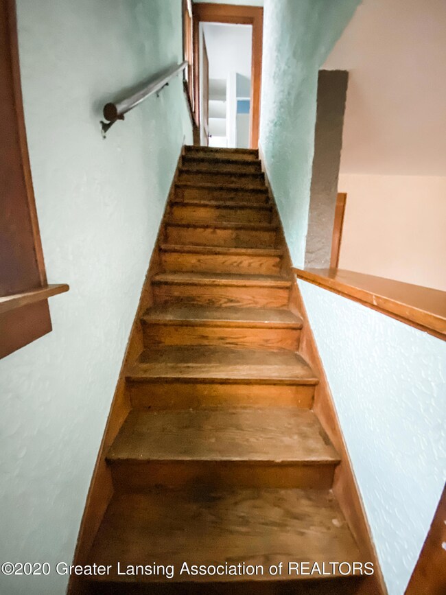 1235 Mechanic St, Lansing, MI 48912 - photo 7