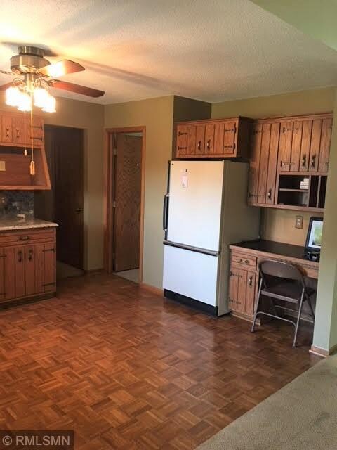 Kitchen - desk space