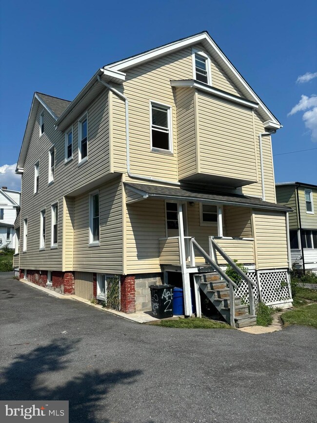 25 Egges Ln, Catonsville, MD 21228 - photo 3