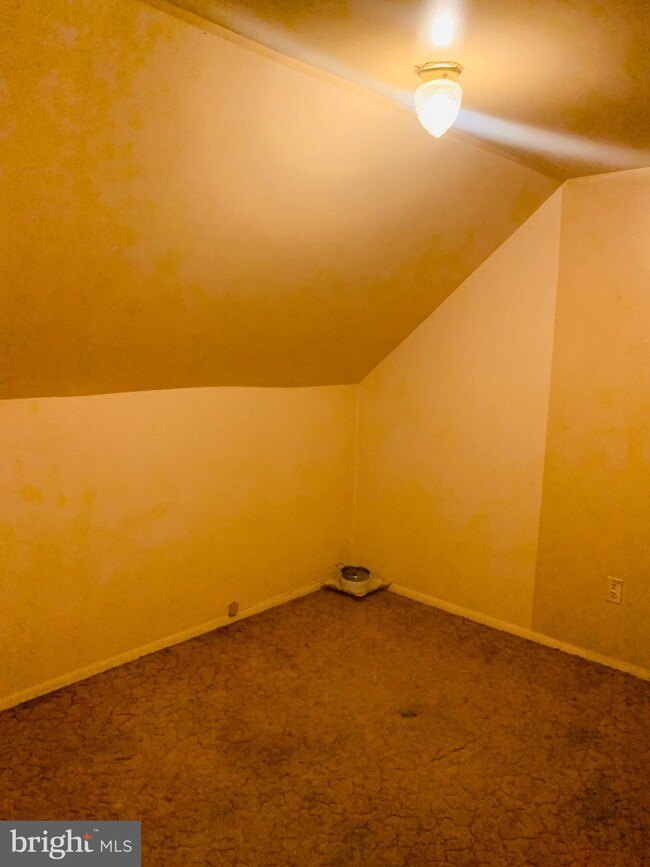 235 Manassas Dr, Manassas Park, VA 20111 - photo 4